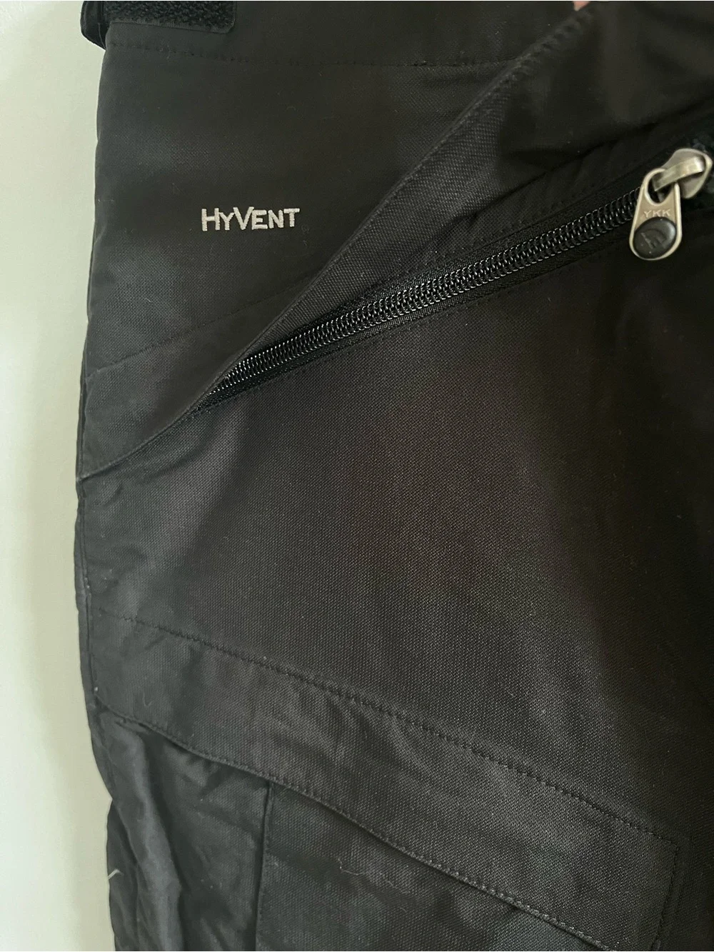 The North Face Men's HyVent Snow Pants Size XL Black Nylon Adjustable Gorpcore